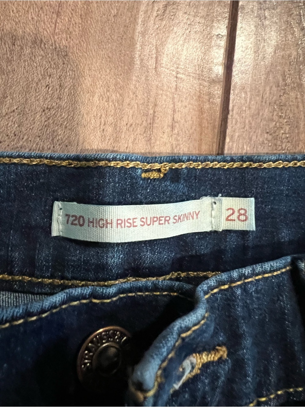Levi’s 720 High Rise jeans - Picture 3 of 3